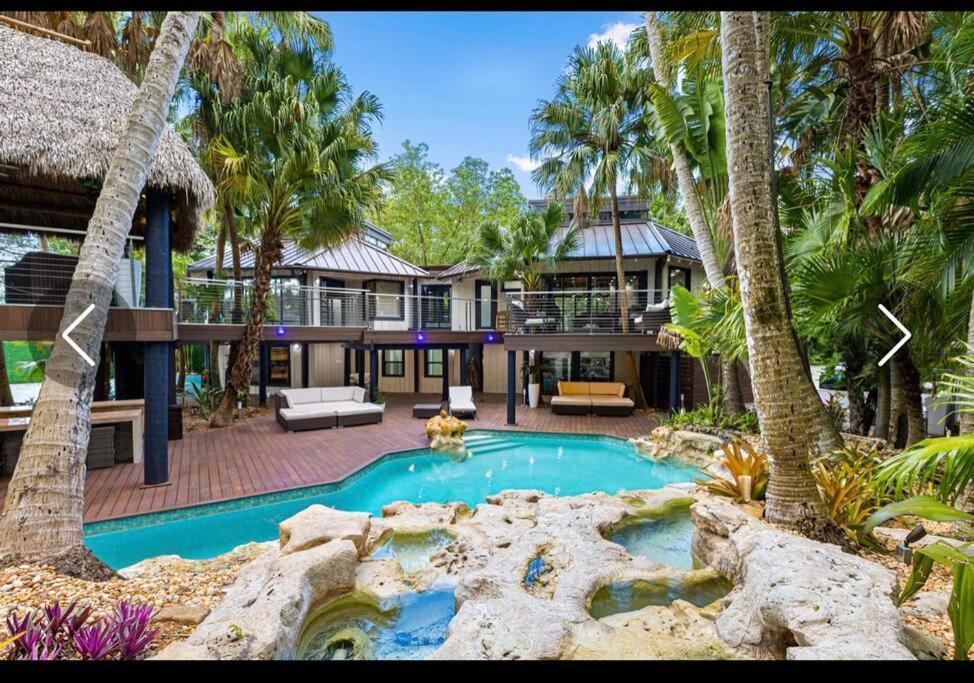 Tropical Oasis Resort Miami Home Exterior foto
